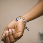 Armband Graveren: Voeg Een Persoonlijk Tintje Toe Aan Jouw Sieraden